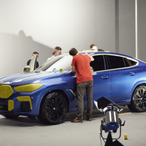 Premiera BMW X6 G06 z lakierem Vantablack® na IAA 2019.