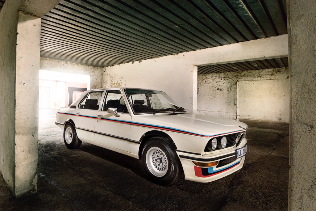 Wehikuł czasu: Odrestaurowane BMW 530 MLE wraca do domu