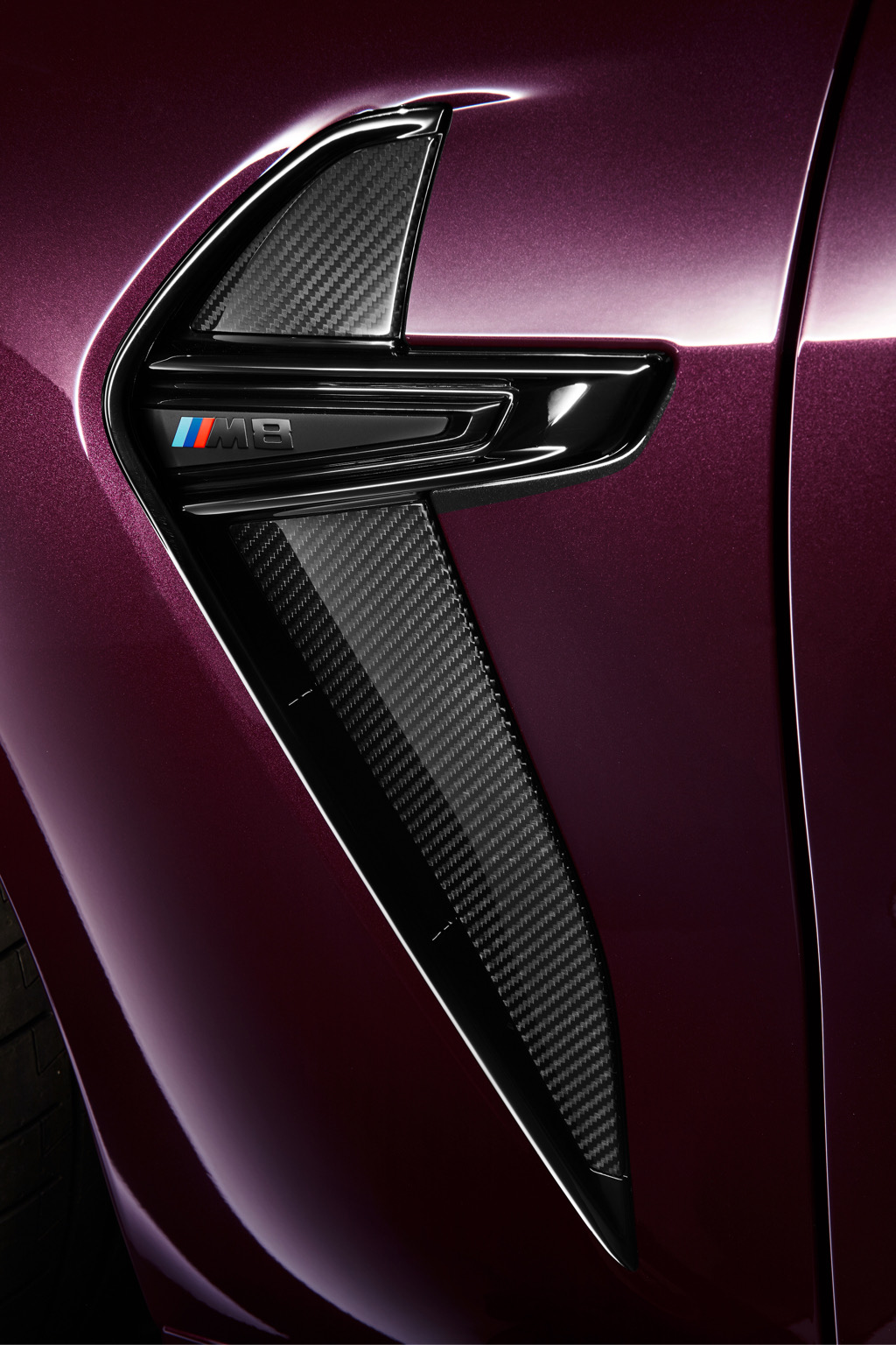 Przepiękne BMW M8 Competition Gran Coupe na dodatkowych zdjęciach