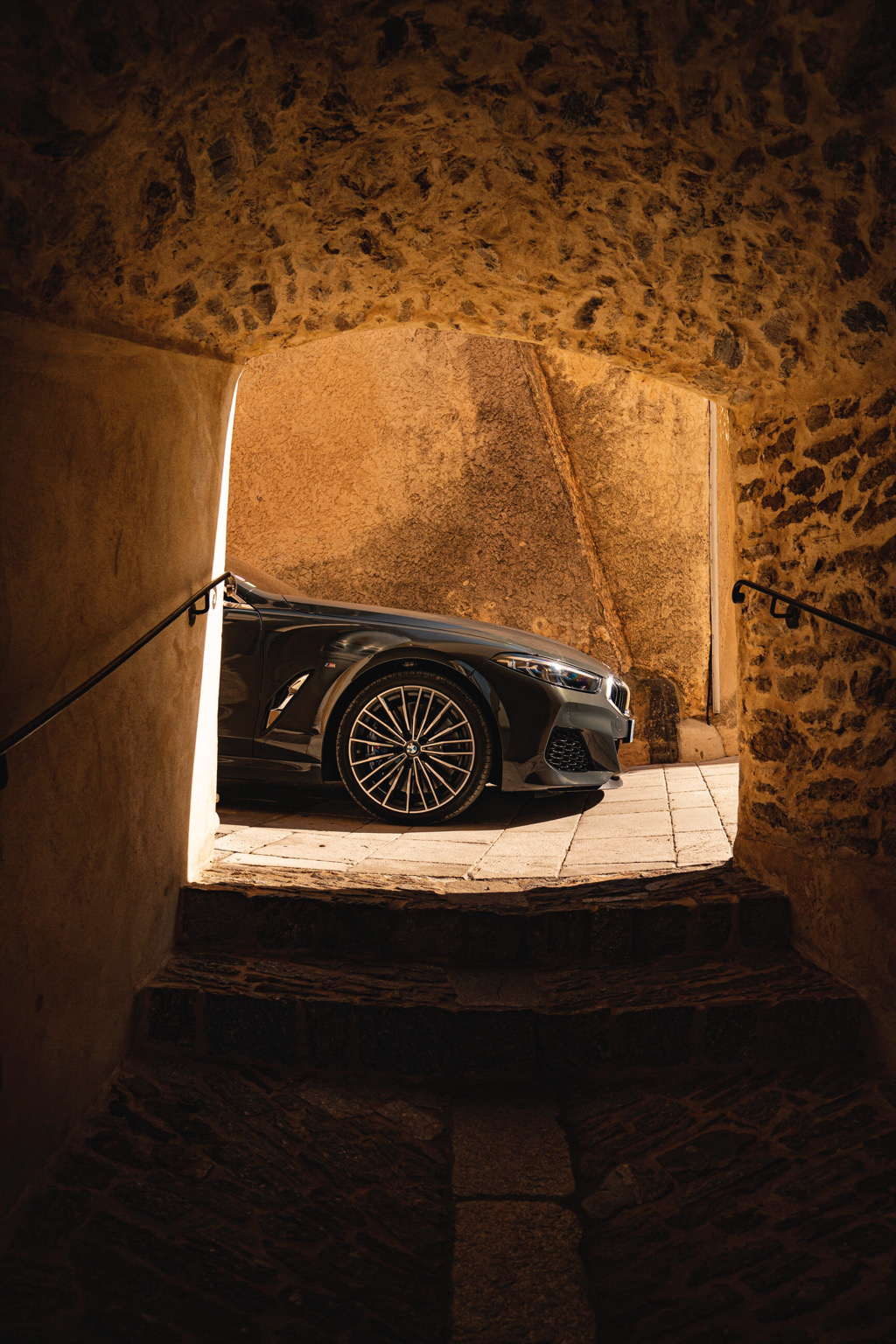 Galeria zdjęć BMW M850i w Les Voiles de Saint-Tropez