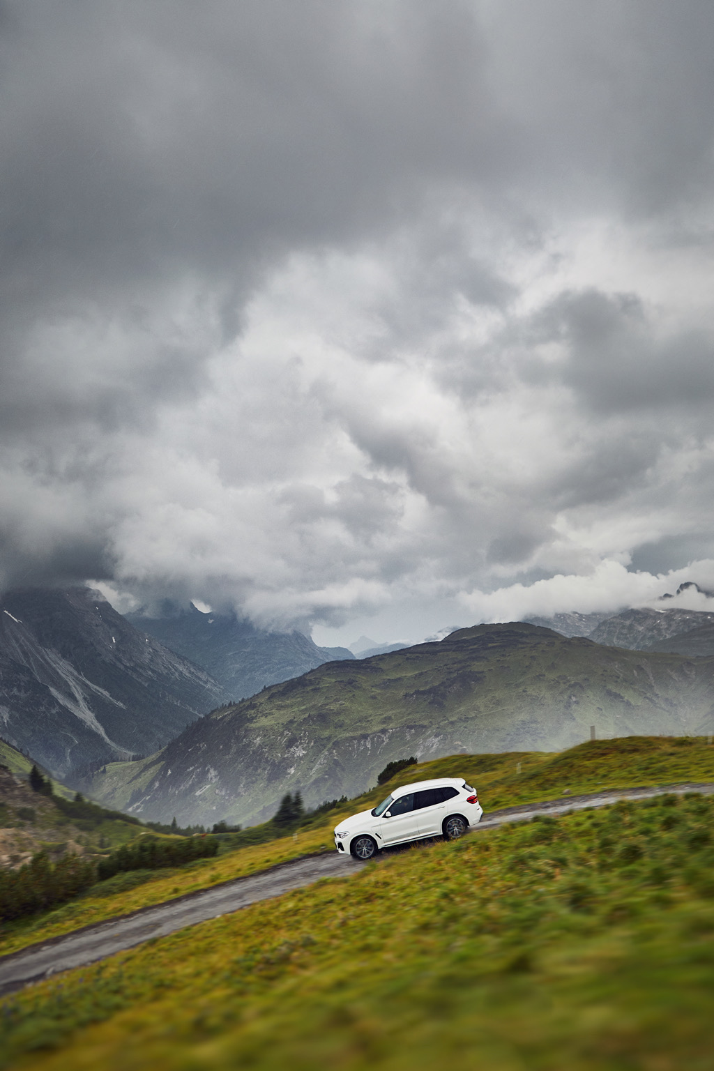 Nowy model hybrydowy typu Plug-in BMW X3 xDrive30e od grudnia w ofercie