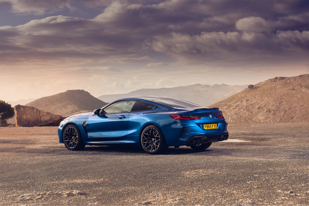 BMW M8 Competition Coupe w naturze. Dodatkowa sesja zdjęciowa prosto z Wysp.