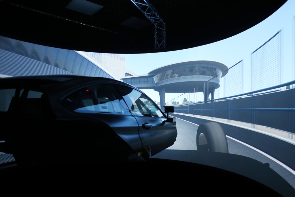 Oficjalnie: Robert Kubica pod barwami BMW będzie testował BMW M4 DTM