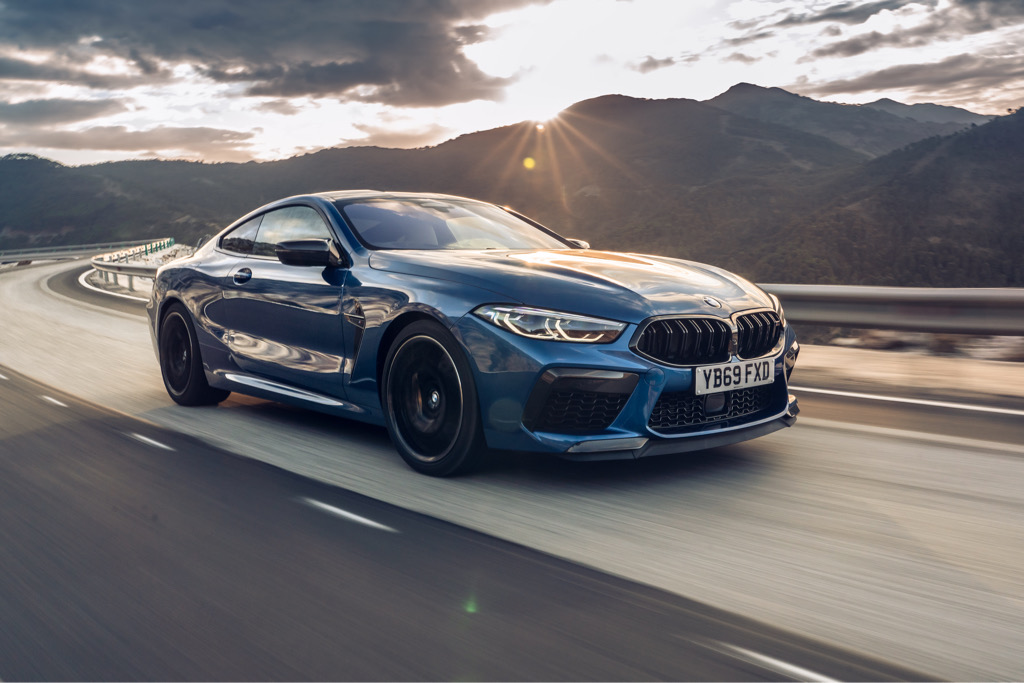 BMW M8 Competition Coupe w naturze. Dodatkowa sesja zdjęciowa prosto z Wysp.