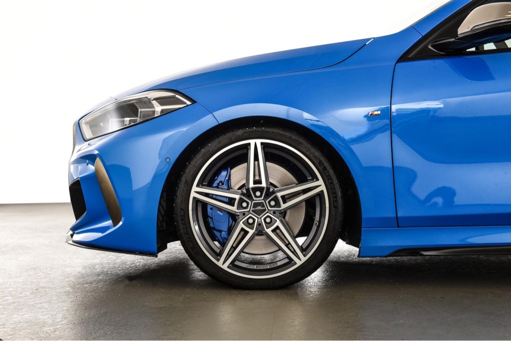 Poznaj pakiet tuningowy AC Schnitzer dla BMW M135i F40