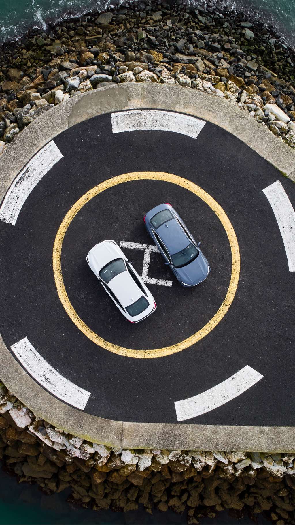 GALERIA: Nowa sesja zdjęciowa BMW 2 Gran Coupe F44