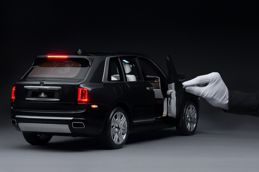 WIDEO: Najdroższy „zabawkowy” model na świecie: Rollys-Royce Cullinan