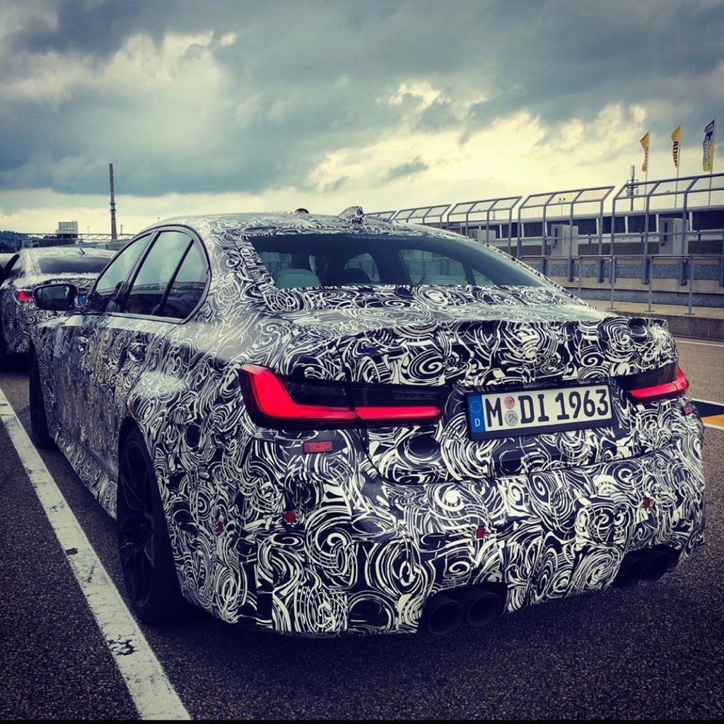 SPY SHOTS: BMW M3 G80. Ach te boczki...