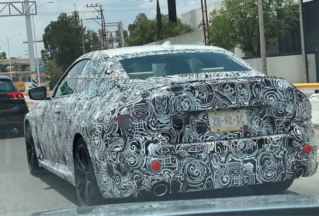 SPY SHOTS: BMW serii 2 Coupé 2022 z tylnym napędem