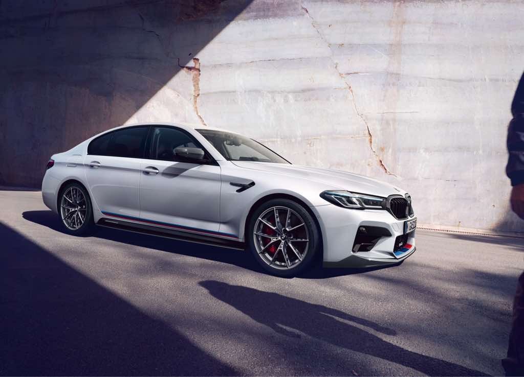 Nowe BMW M5 LCi z akcesoriami M Performance