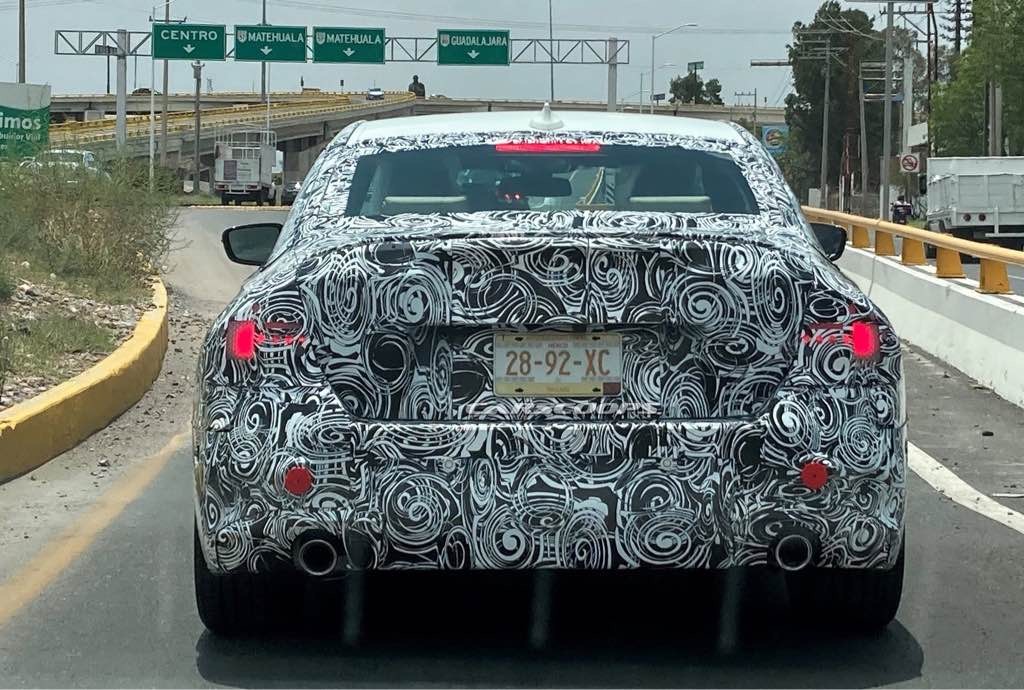 SPY SHOTS: BMW serii 2 Coupé 2022 z tylnym napędem