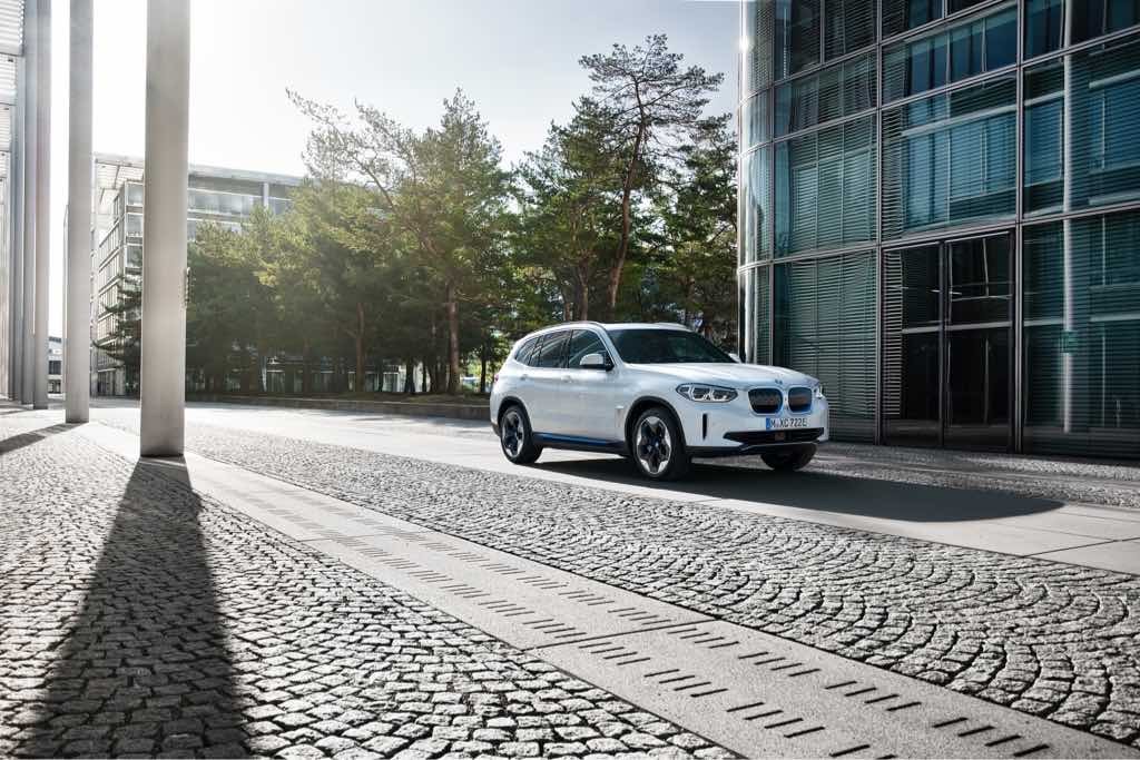 ŚWIATOWA PREMIERA: Panie i Panowie, oto BMW iX3 ‼️