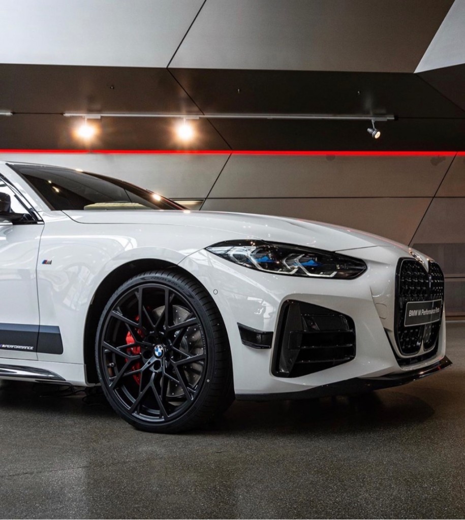 BMW M440i xDrive Coupé z akcesoriami M Performance