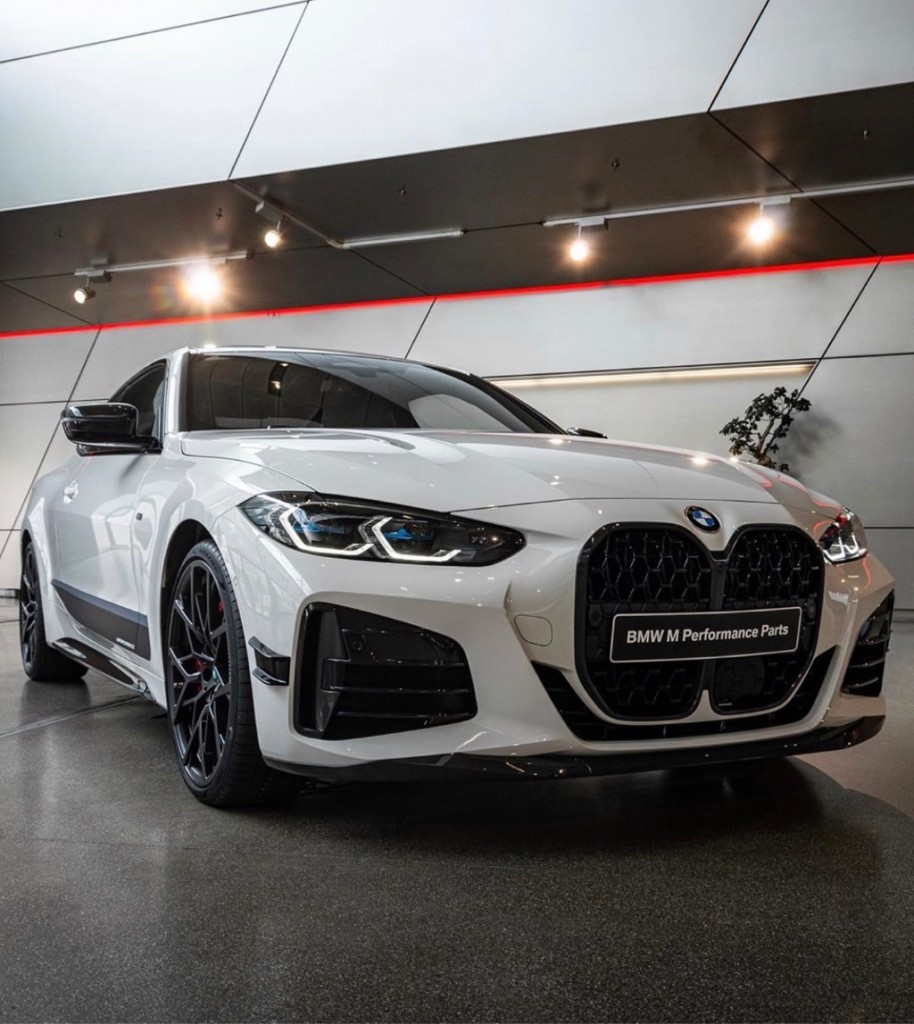 BMW M440i xDrive Coupé z akcesoriami M Performance