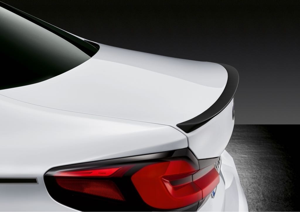 Akcesoria M Performance dedykowane dla nowego modelu BMW 5 LCi