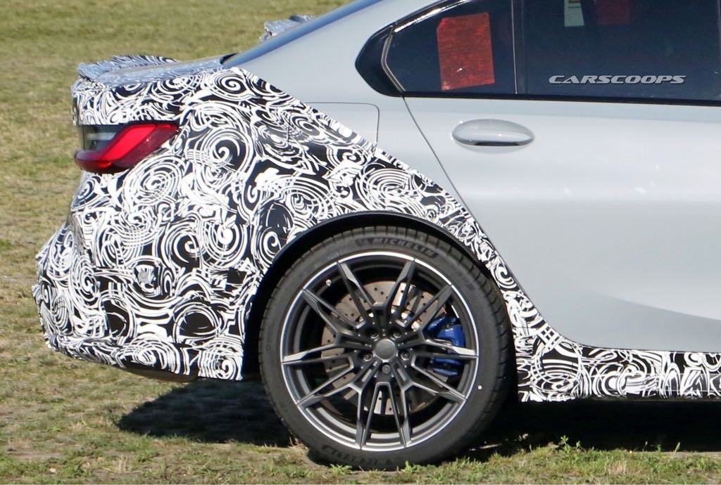 SPY SHOTS: BMW M3 G80 2021 w uboższym kamuflażu