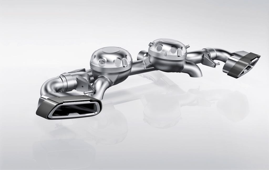 Akcesoria M Performance dedykowane dla nowego modelu BMW 5 LCi