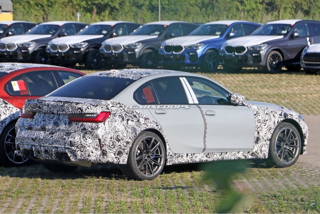 SPY SHOTS: BMW M3 G80 2021 w uboższym kamuflażu
