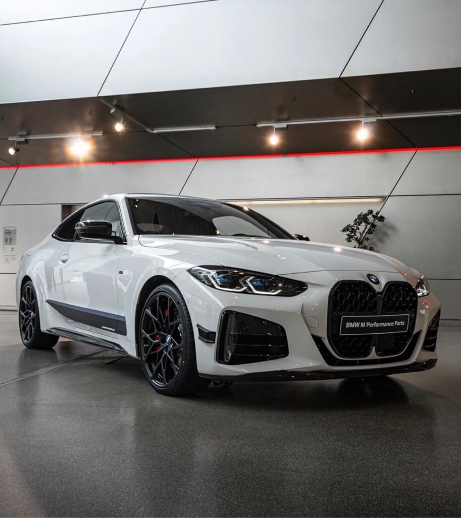 BMW M440i xDrive Coupé z akcesoriami M Performance