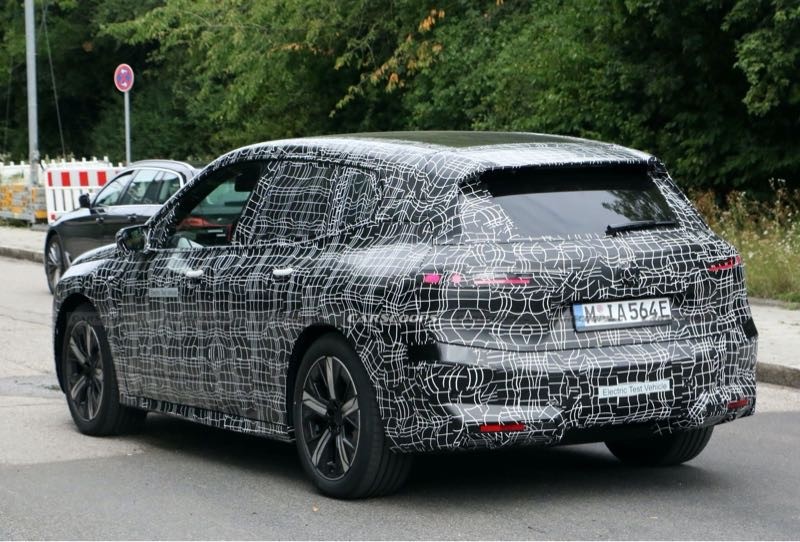 SPY SHOTS: Przyjrzyj się bliżej BMW iX /iNext 2022