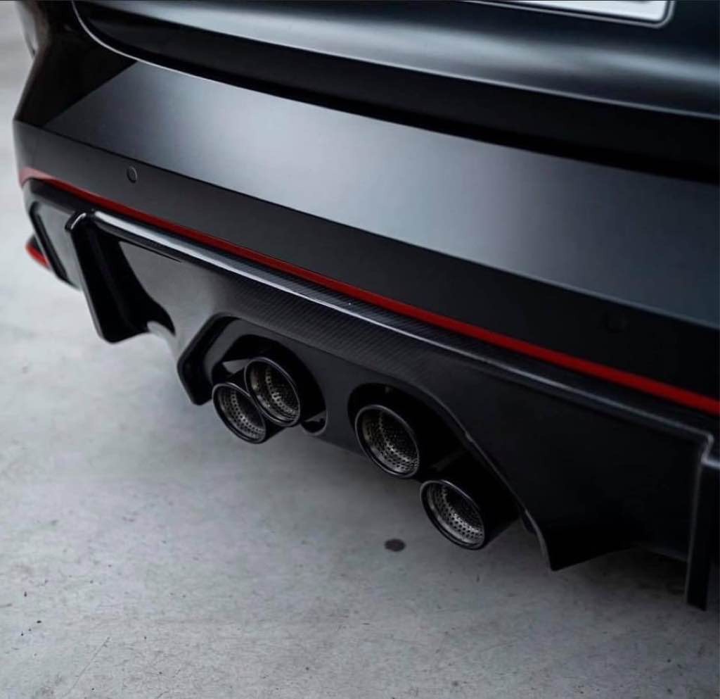 BMW M3 G80 z M Performance Parts na kolejnych zdjęciach