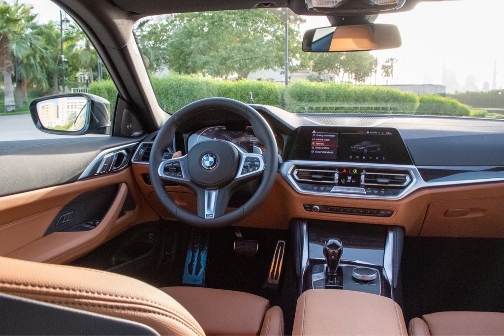 BMW serii 4 Coupé G22: Nowe zdjęcia wersji 430i M Sport Pro