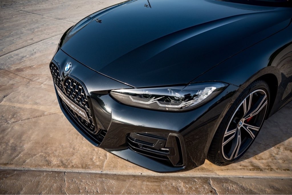 BMW serii 4 Coupé G22: Nowe zdjęcia wersji 430i M Sport Pro