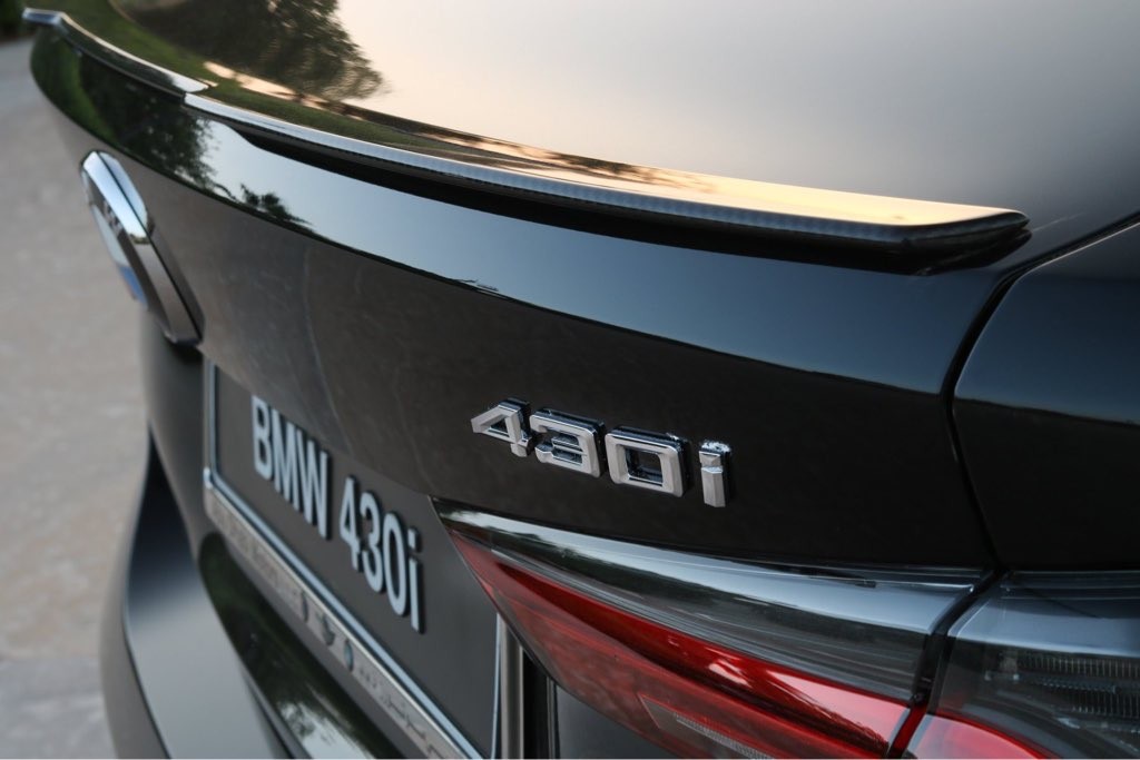 BMW serii 4 Coupé G22: Nowe zdjęcia wersji 430i M Sport Pro