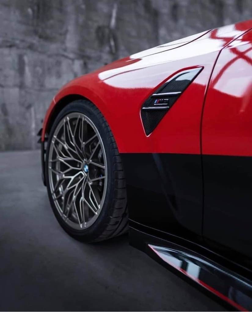 BMW M3 G80 z M Performance Parts na kolejnych zdjęciach