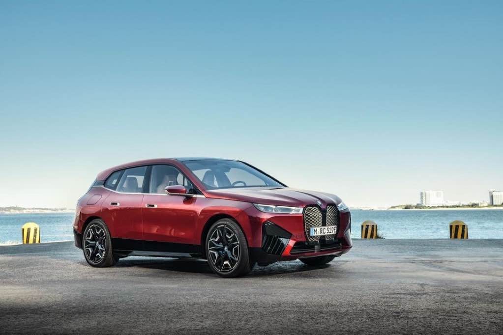 GALERIA: Nowe BMW iX na dodatkowych zdjęciach