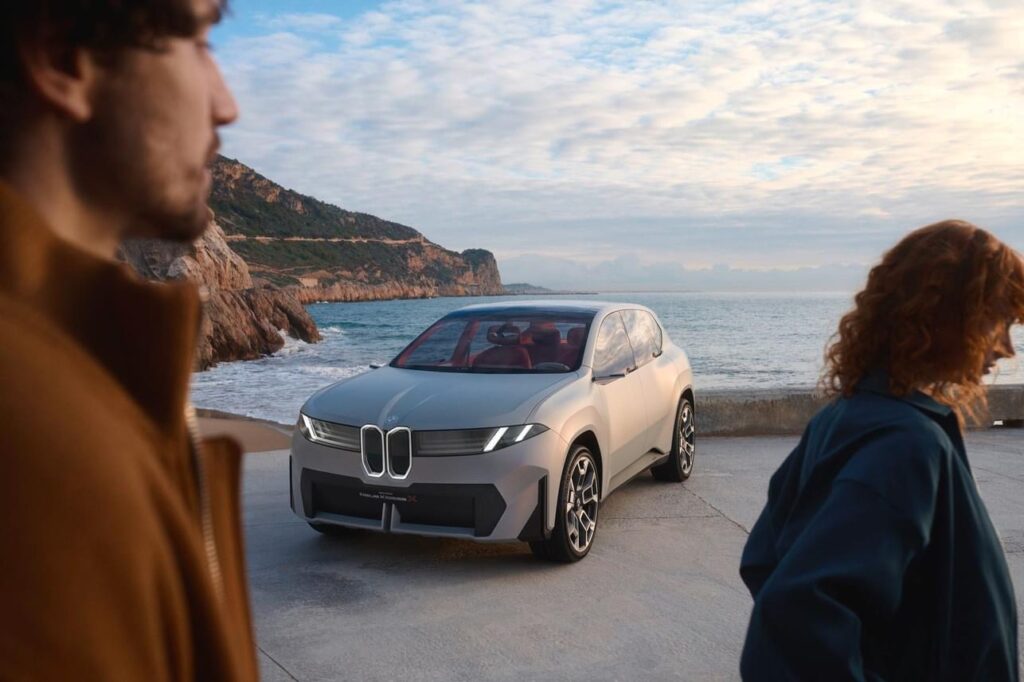 PREMIERA: BMW VISION Neue Klasse X
