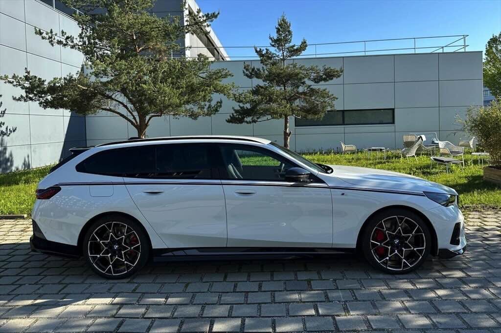 BMW i5 z pakietem M Performance