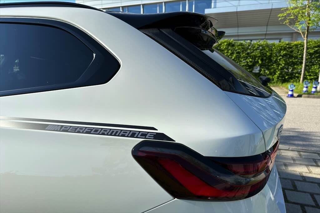 BMW i5 z pakietem M Performance