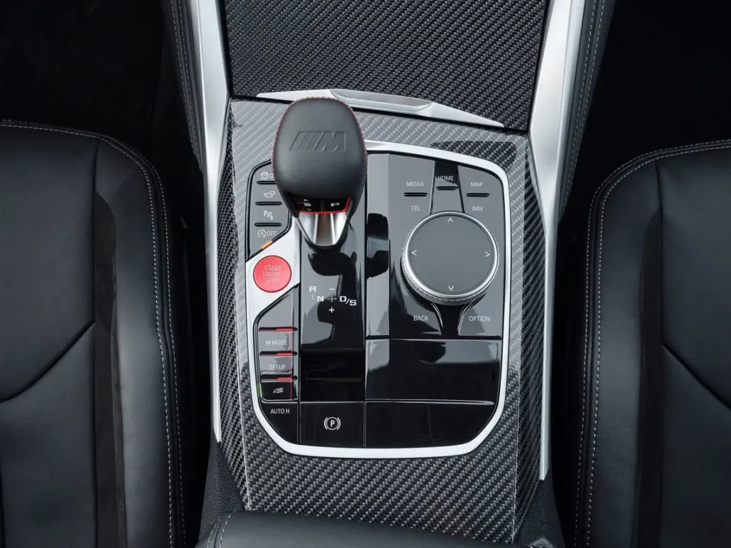 BMW M3 Sedan: Nowa Generacja – Moc, Design i Technologia