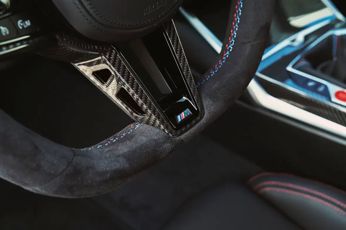 Odświeżenie BMW M2 G87: najmniejszy model M dostaje więcej mocy i kolory na rok 2024