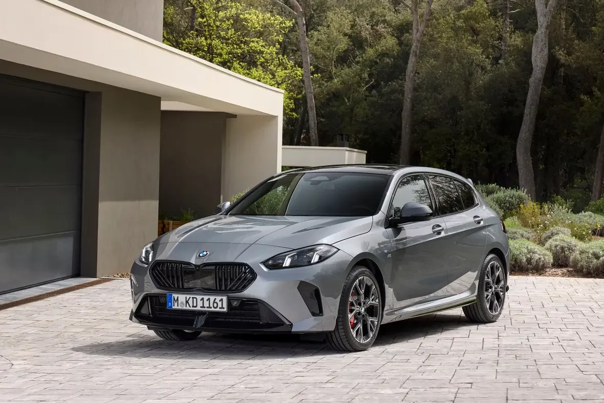 ŚWIATOWA PREMIERA: BMW serii 1 z nowym wyglądem przedniego grilla