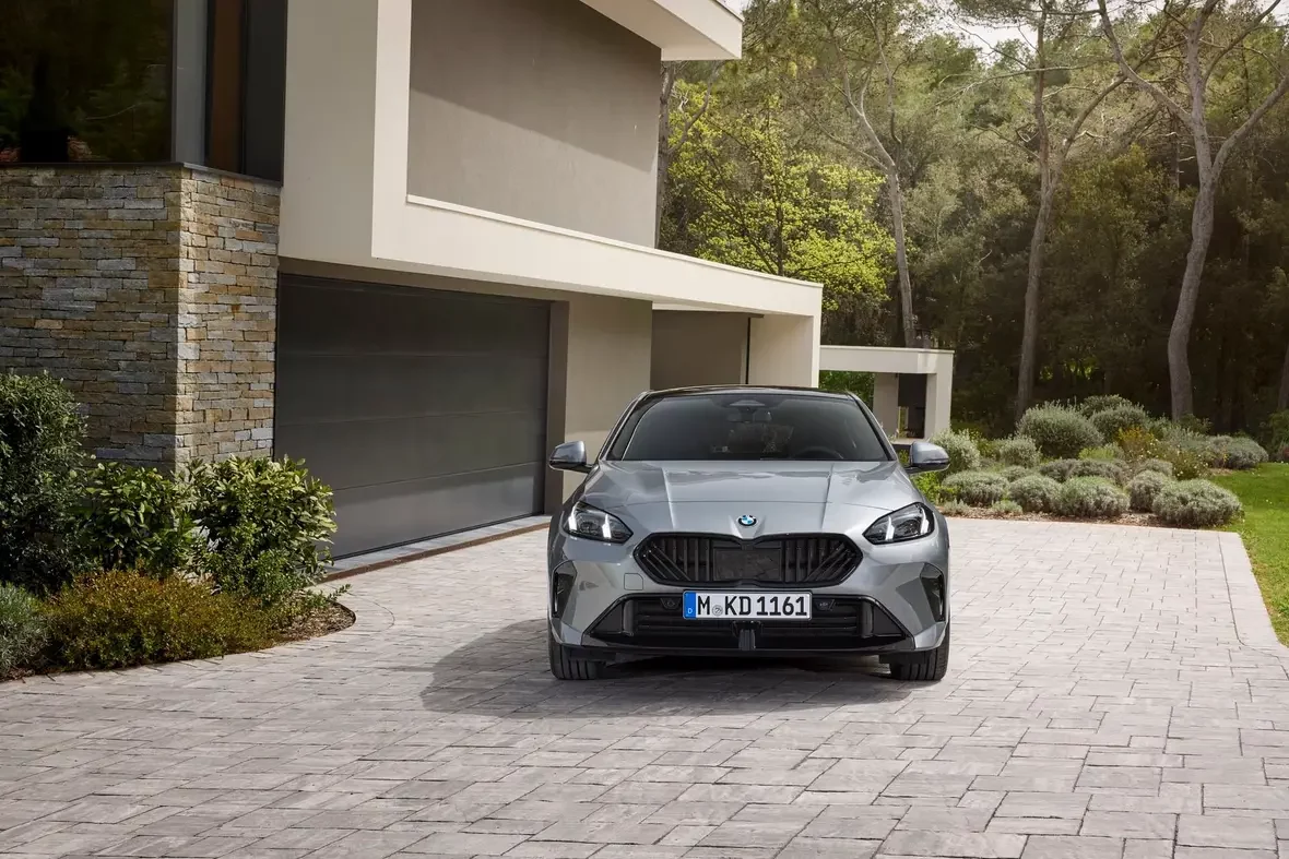 ŚWIATOWA PREMIERA: BMW serii 1 z nowym wyglądem przedniego grilla