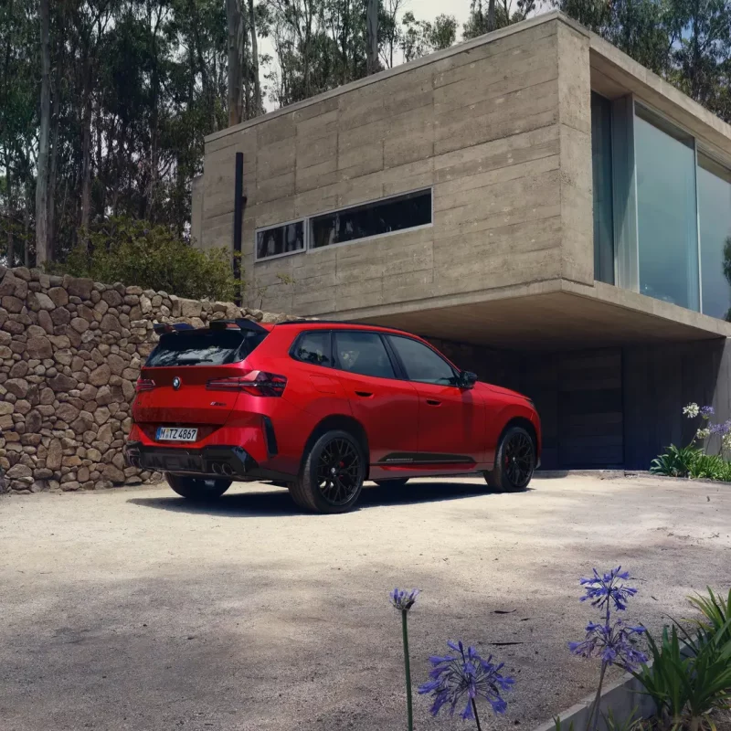 BMW oficjalnie pokazało pakiet M Performance dla nowego modelu BMW X3 G45