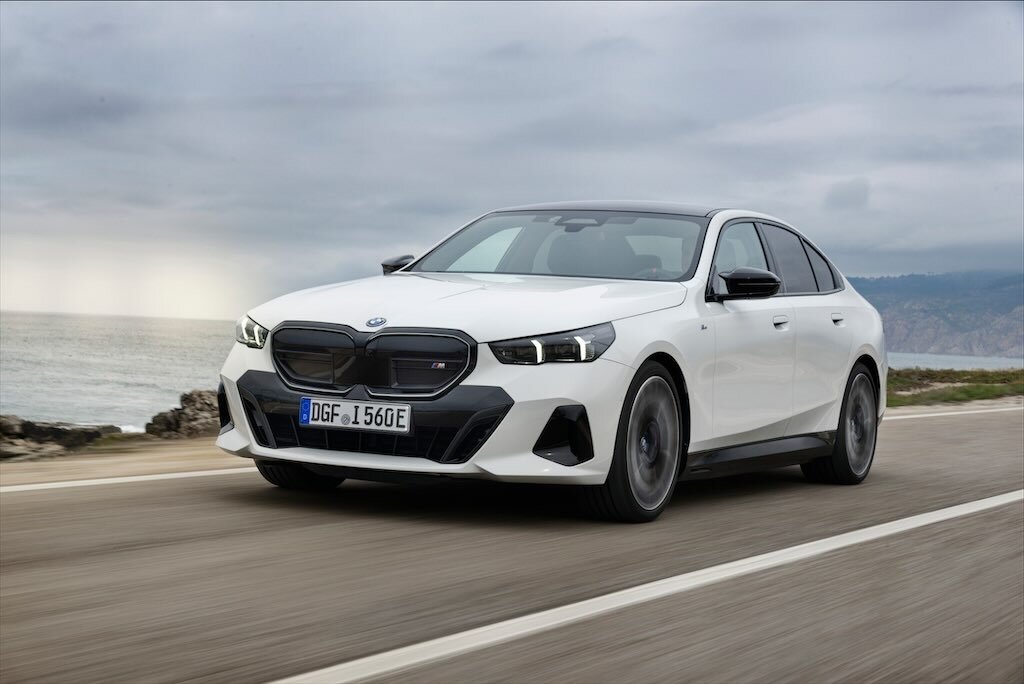 BMW 2025: Lawina nagród i dominacja w świecie motoryzacji