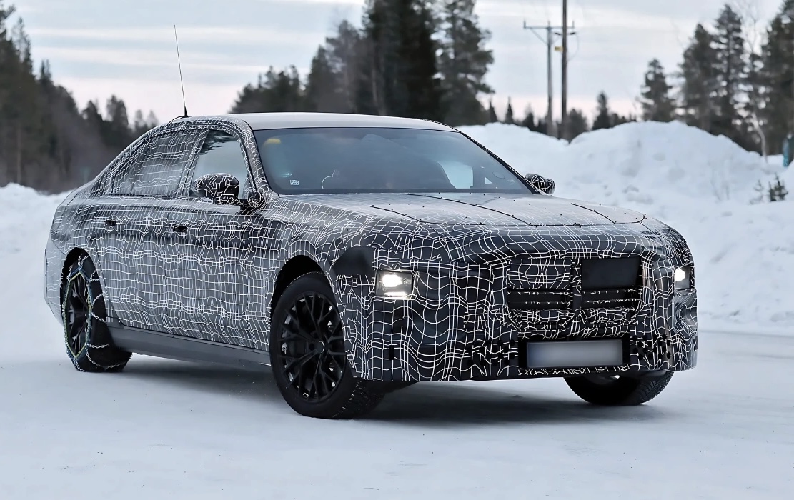 BMW serii 7 (2027) – co zmieni lifting flagowego sedana?