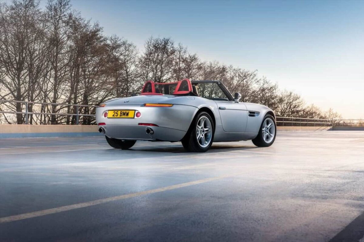 BMW 507 vs Z8: Dwie Ikony, Dwie Historie Sukcesu (i Porażki)