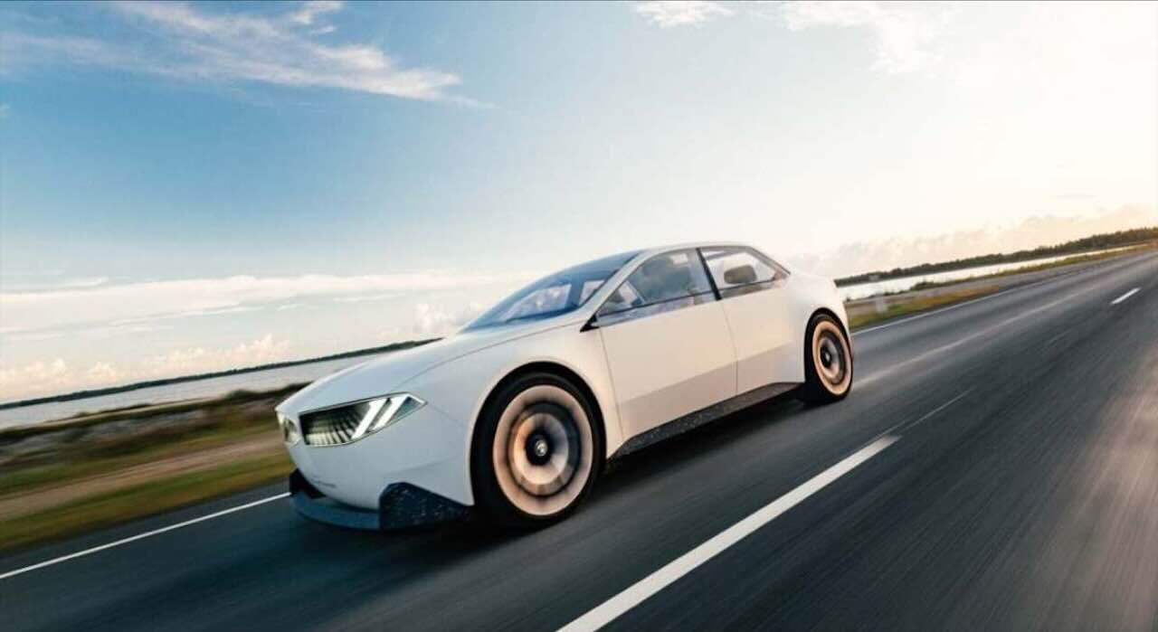 BMW Neue Klasse vs Tesla Model 3 – krótkie porównanie 2025