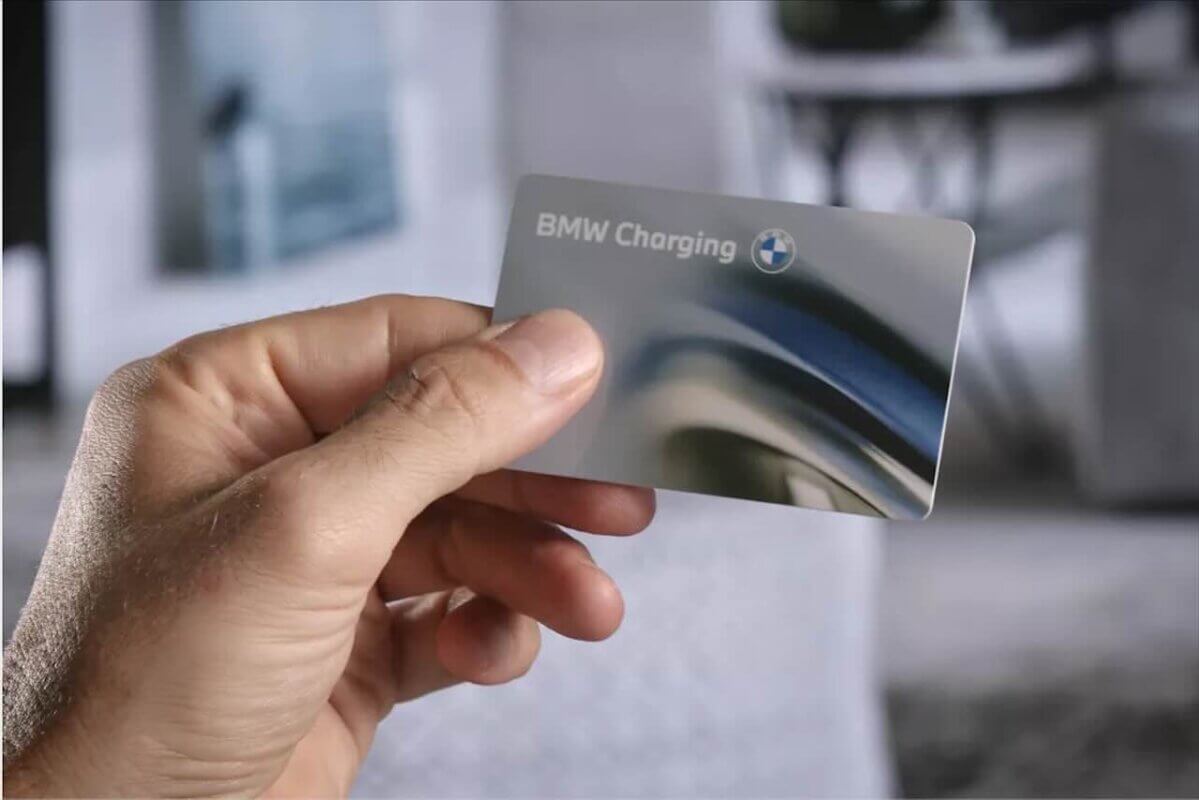 Jak ładować elektryczne BMW? Poradnik BMW Charging 2025