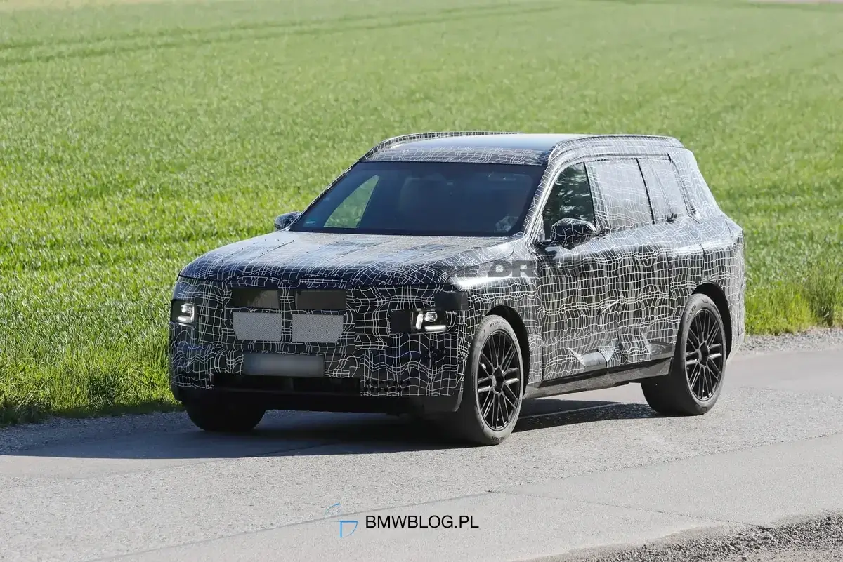 Nowe BMW X7 2027: design Neue Klasse, V8 i elektryczne iX7