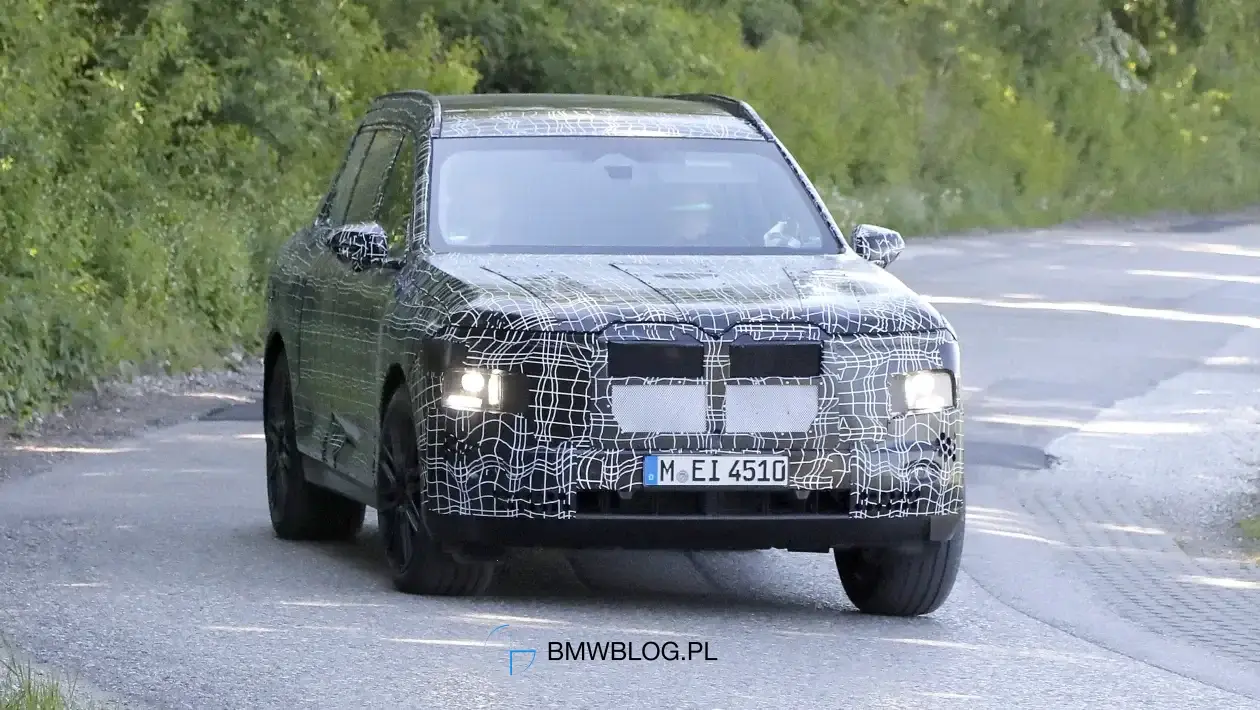Nowe BMW X7 2027: design Neue Klasse, V8 i elektryczne iX7