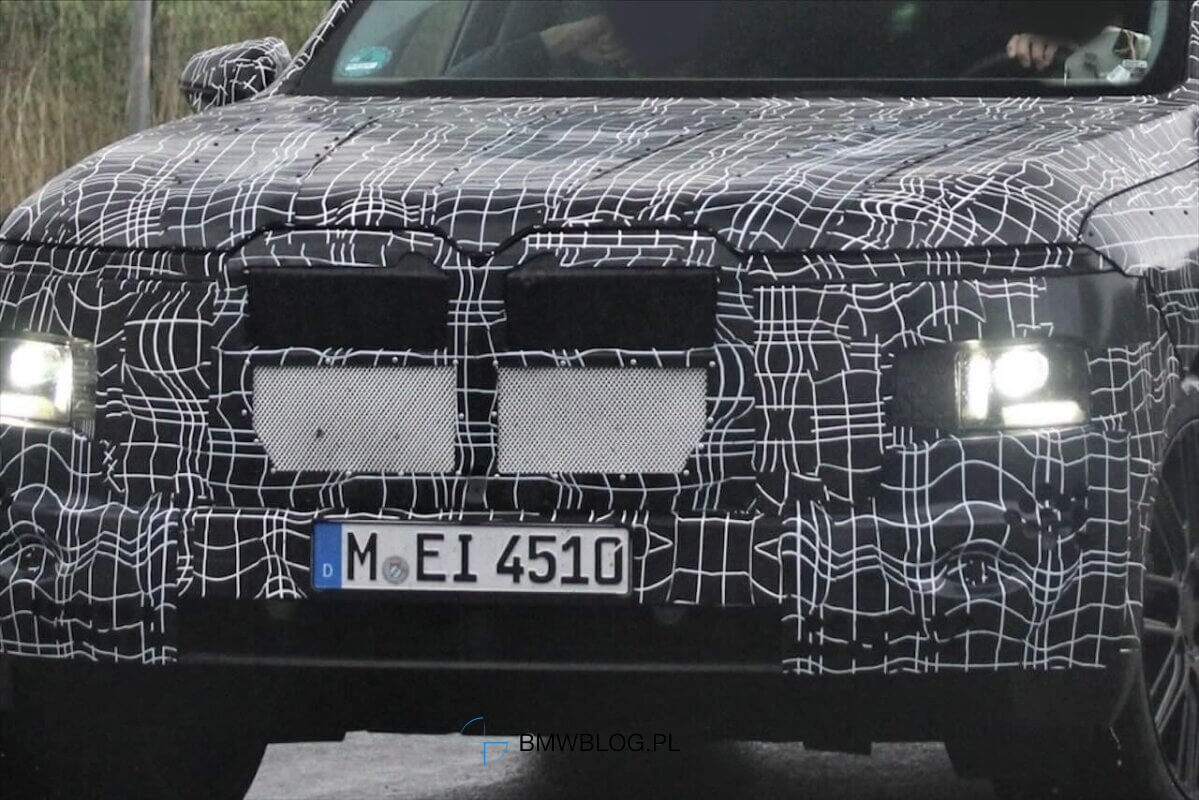 Nowe BMW X7 2027: design Neue Klasse, V8 i elektryczne iX7