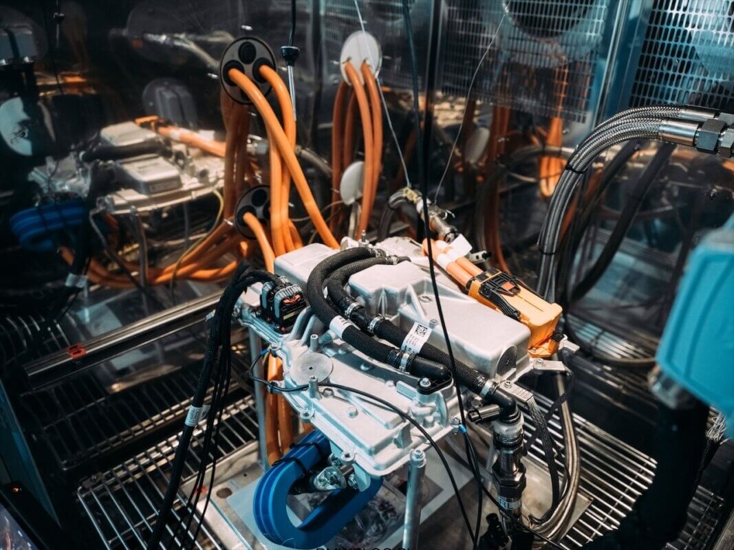 Elektryczne BMW M Neue Klasse: koniec nudy w autach na prąd?