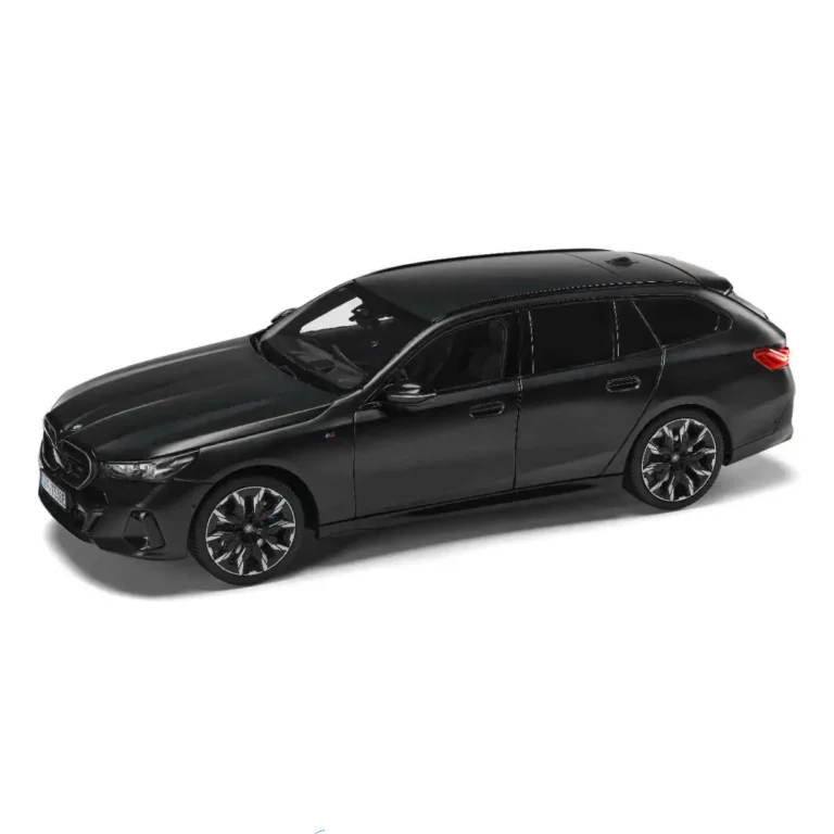 BMW Miniatura i5 Touring M60 1:18 80435B6CBE4