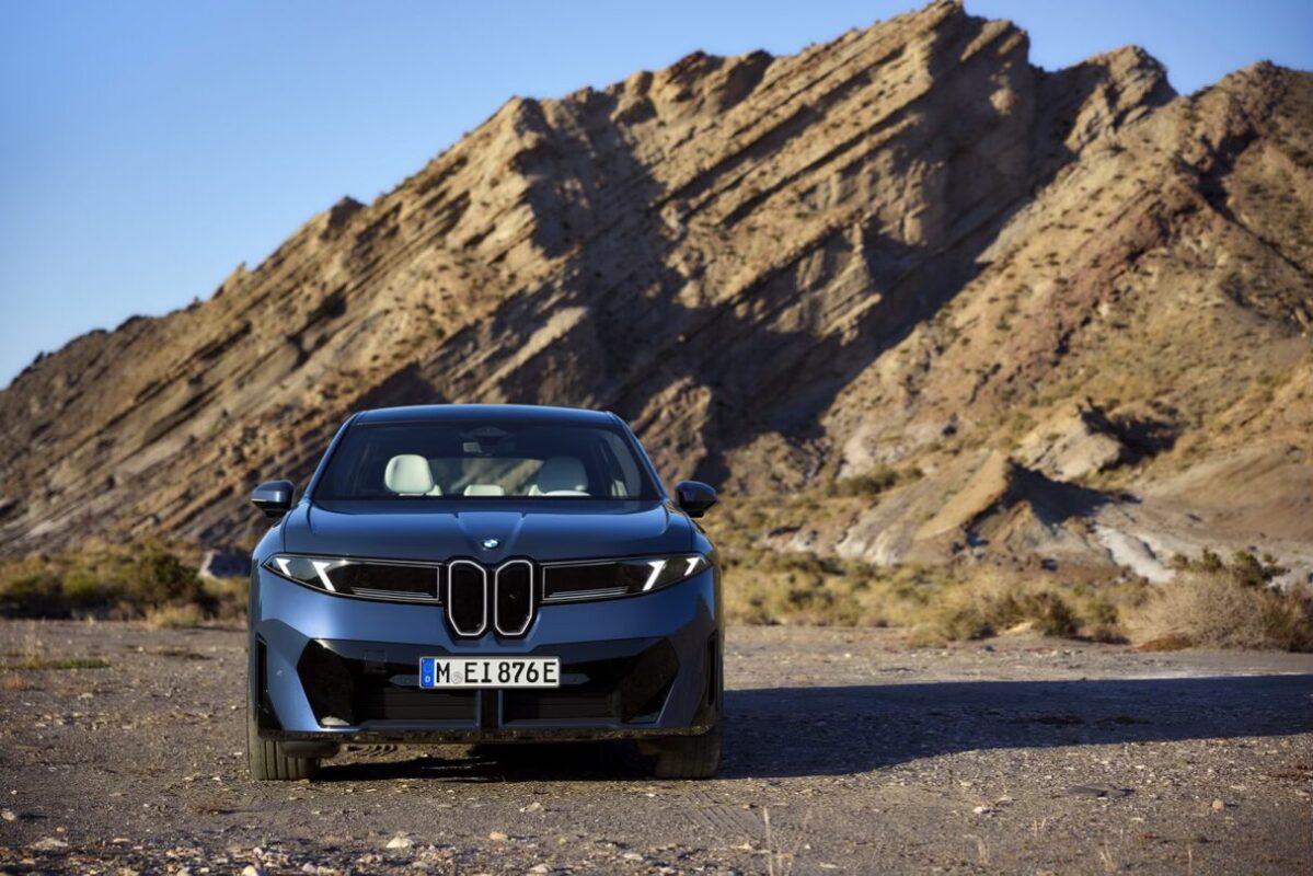 BMW iX3 V2G – jak działa dwukierunkowa wymiana energii w Neue Klasse