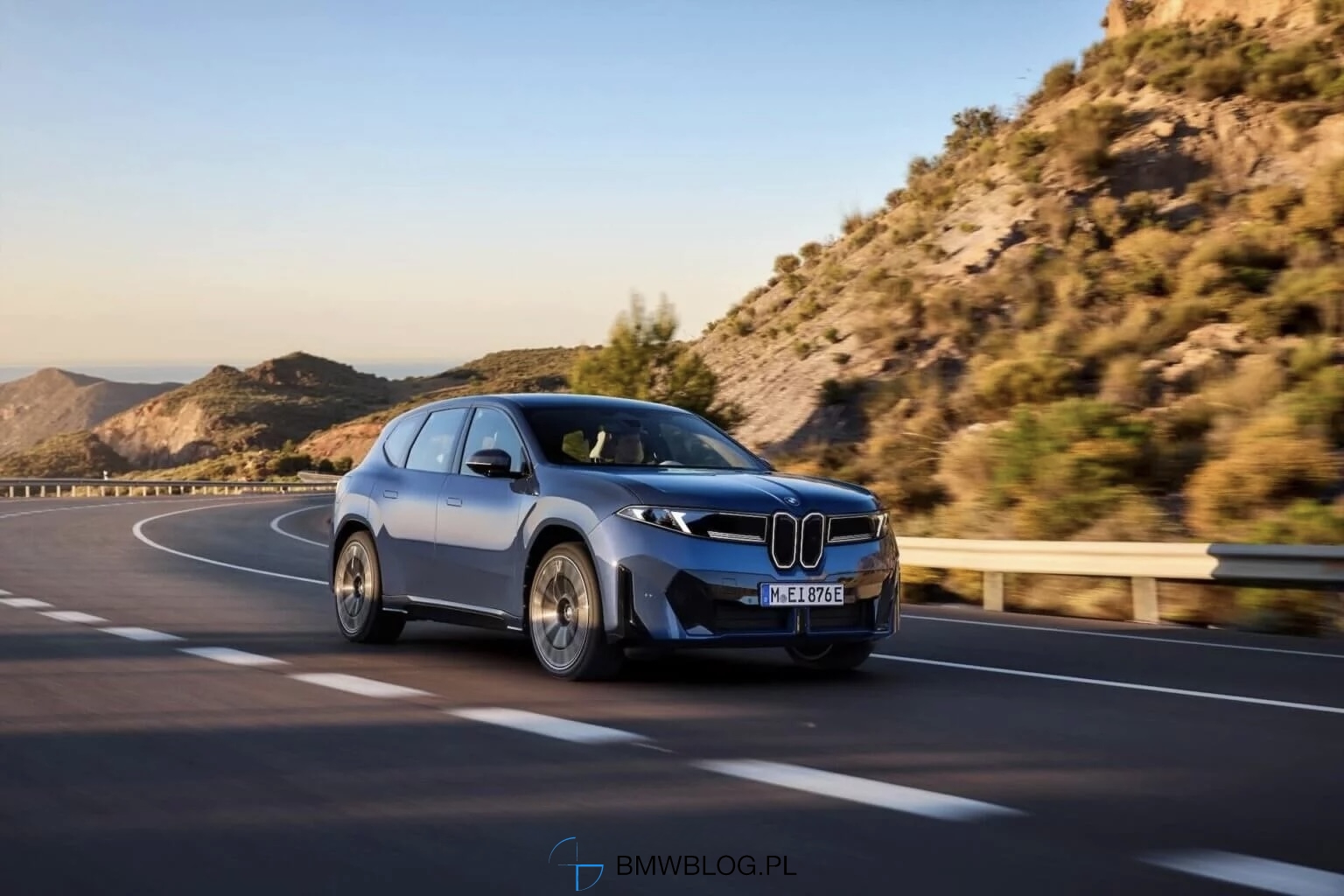 Nowe BMW iX3 z płatną kamerą 360. Marka stawia na abonamenty [SZCZEGÓŁY]